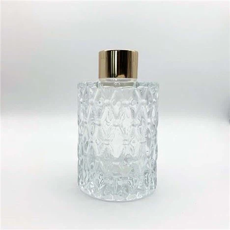 Бутилки с тръстиков дифузьор с капачки